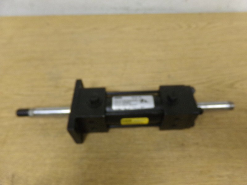 Parker Cylinder Series 2 Model 01.50 CKJ2AU13A19AC 2.00 CCS572324A Envelope Pres