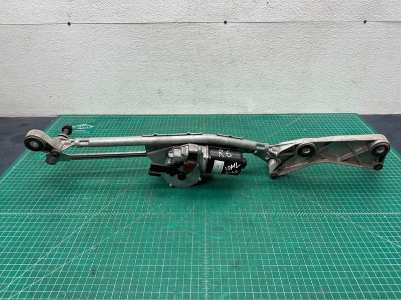 06-11 Mercedes-Benz ML350 W164 - FRONT WINDSHIELD WIPER LINKAGE W/ MOTOR OEM