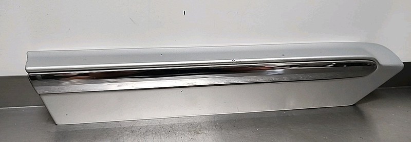 12 Thru 19 VW BEETLE RIGHT PASSENGER SIDE LOWER REAR TRIM MOLDING Silver OE RR