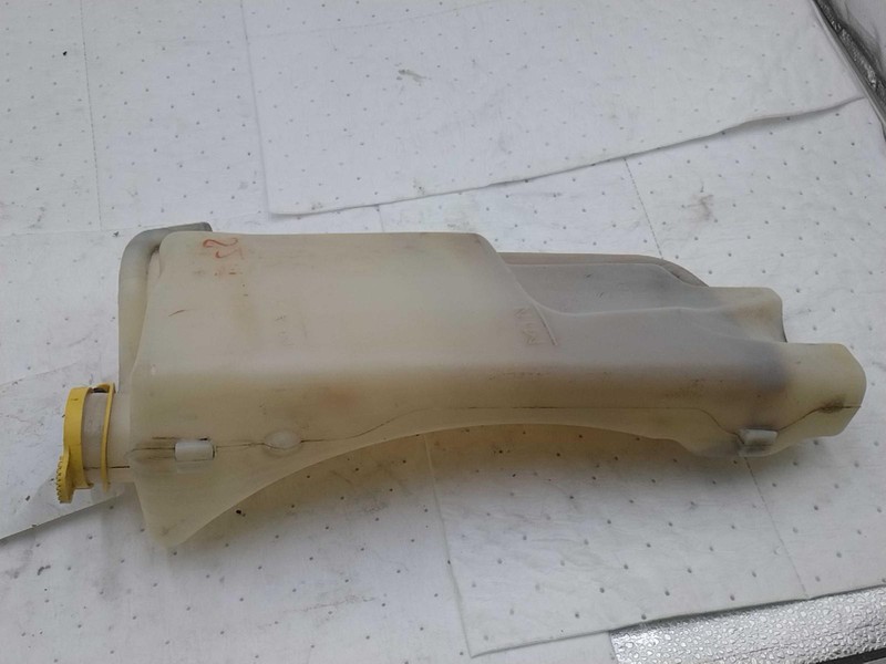 Used Engine Coolant Reservoir fits: 2008 Jeep WranglerGrade B