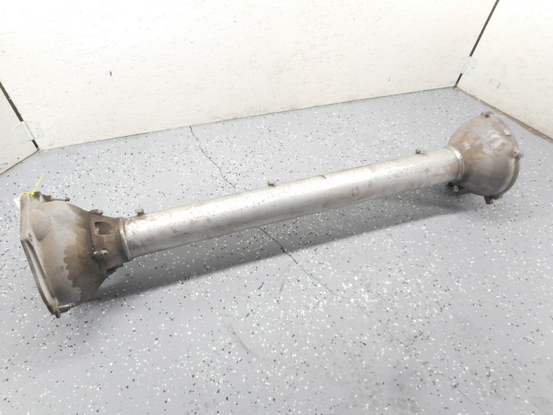 04 05 06 Cadillac XLR Rear Drive Shaft Driveline Support W/ Flywheel Housing OEM