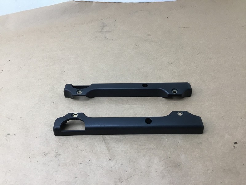 Maserati Coupe GT 2003 Fuel Gas Injector Rail Cover Set Pair 2 PCS 02-06 ;:Y