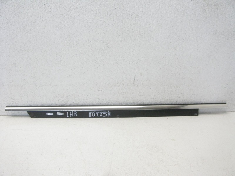 07-15 AUDI 4L Q7 DOOR WINDOW WEATHERSTRIP TRIM REAR LEFT DRIVER OEM 110723A
