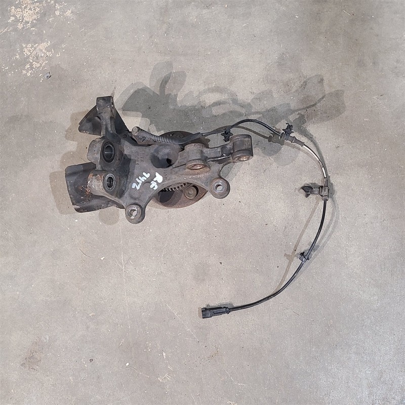 15-20 Mustang Gt Driver Front Spindle Knuckle Aa7452