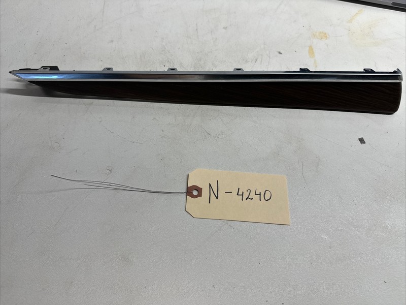 21-23 TESLA MODEL S PLAID Left REAR DOOR PANEL WALNUT TRIM 1588427-42 4240 B45