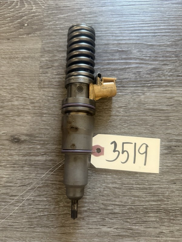 VOLVO D13 FUEL INJECTOR - P/N: 85003656