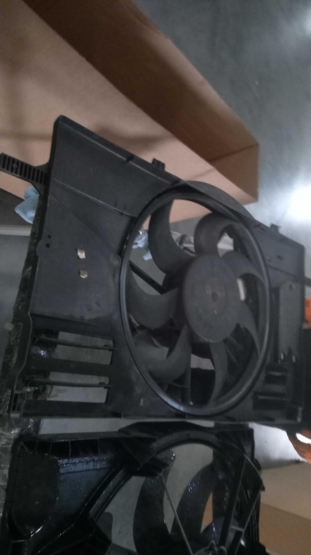 2008 VOLVO C30 S40 V50 XC70 Engine Cooling Fan Motor OEM 306805870 170K Miles