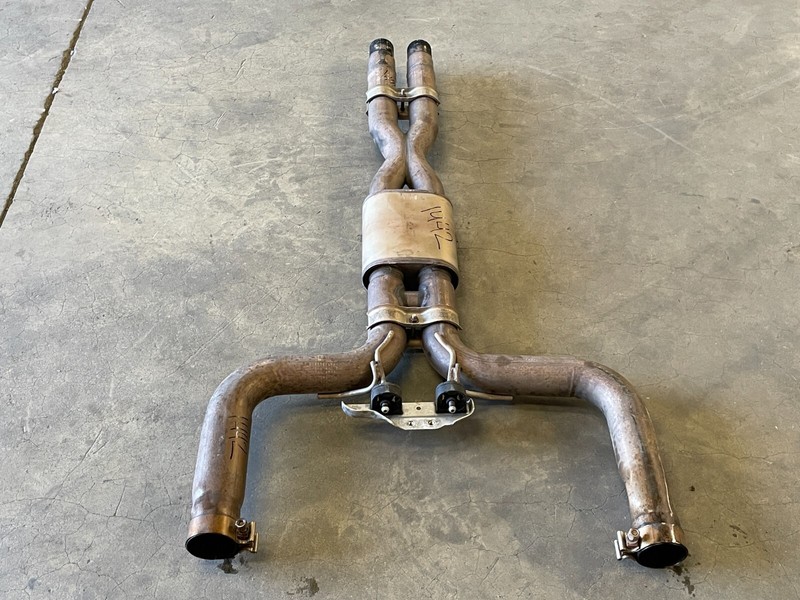 2017 2018 Maserati Levante Exhaust Resonator Pipe Tube System 3.0L 1442 OEM