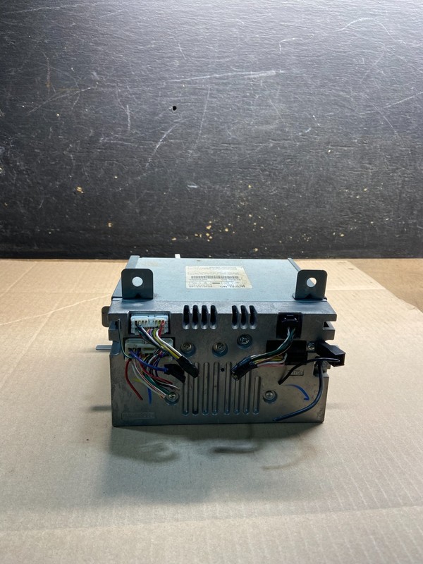 2008 to 2009 Subaru Tribeca CD Player Radio Receiver Control z0520 DG