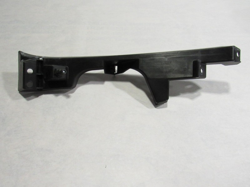 20-23 McLaren GT 2021 Front Right Passenger Cover Trim Panel Bracket ;@1