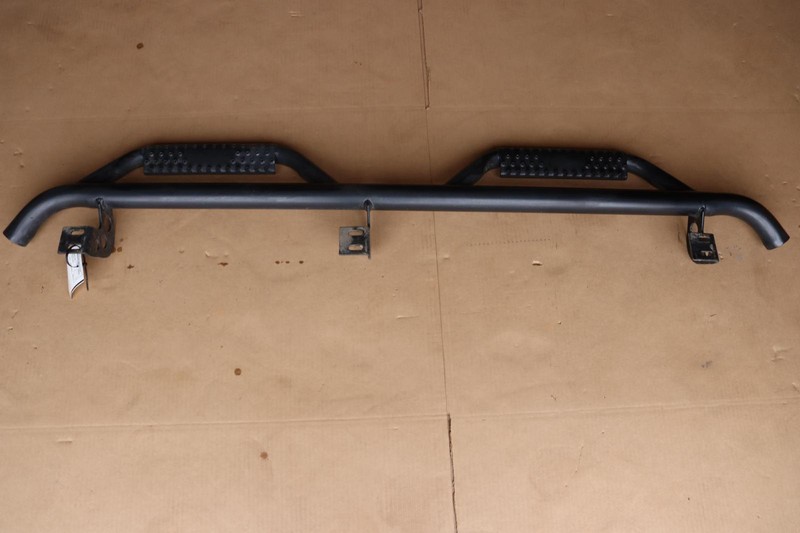 2007-2014 TOYOTA FJ CRUISER LEFT DRIVER SIDE RUNNING BOARD STEP PLATE OEM
