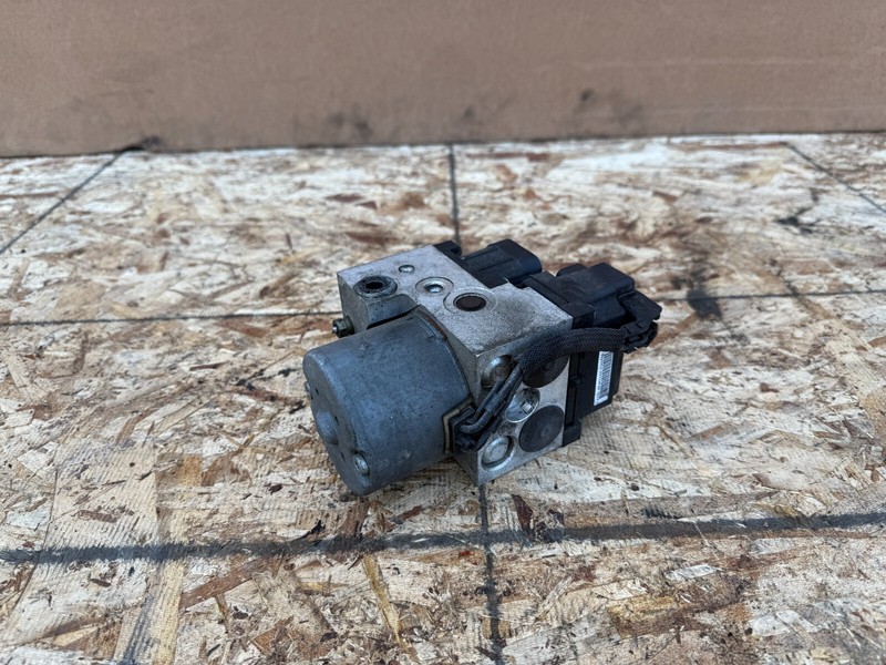 SUBARU WRX STI 2004 OEM ANTI LOCK ABS BRAKE PUMP ACTUATOR MODULE UNIT ASSEMBLY