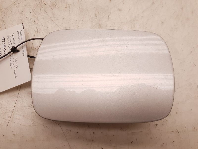 98 99 00 01 02 03 04 05 Lexus GS300 Fuel Filler Door Silver 199