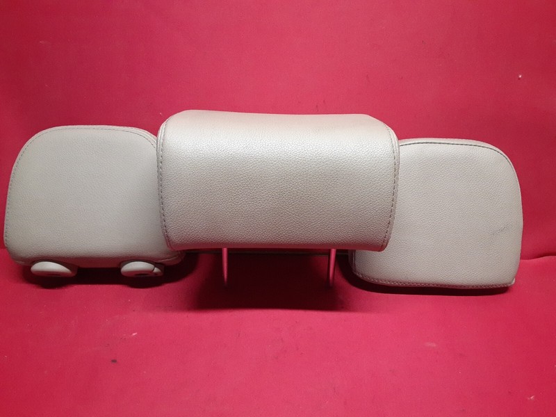 2011 - 2013 Kia Sorento REAR 2nd Row Headrest SET Beige Leather 89700-1U120L