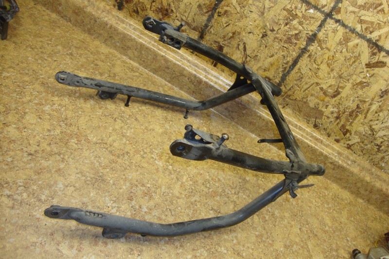 1995 Yamaha YZF600R YZF 600 YZF600 R Rear Back Fender Stay Bracket Mount Cowling