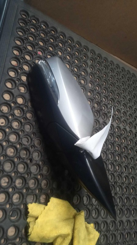 2016 Hyundai Veloster Right Door Mirror Assembly Silver Used 236243