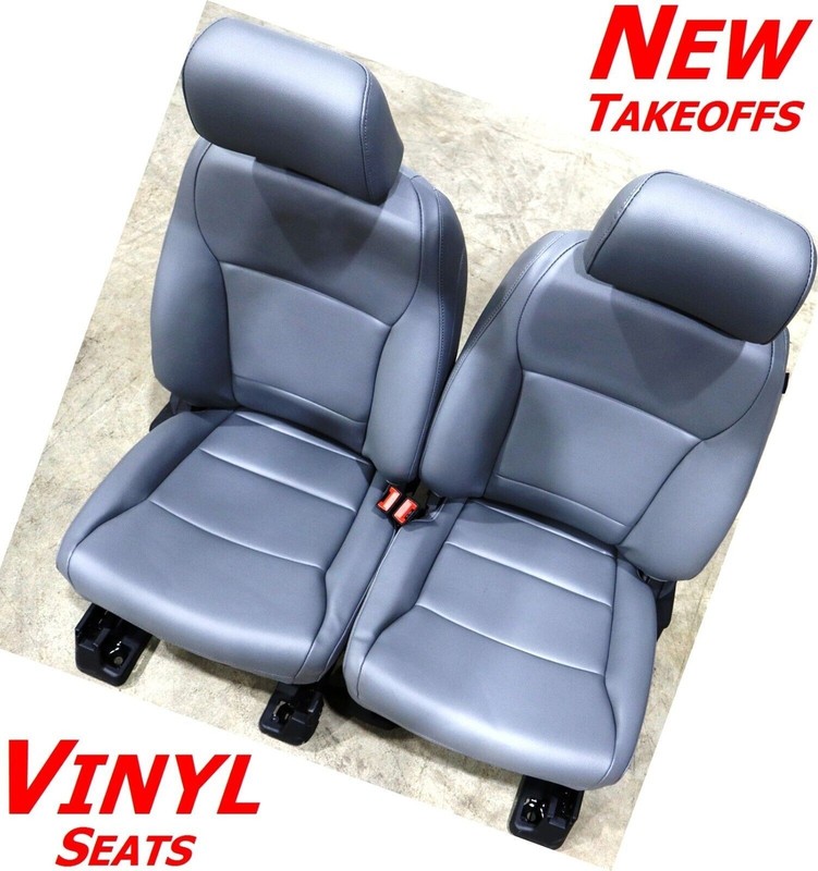 Front Vinyl Bucket Seats 2023-2026 Ford F-260 F-550 Super Duty XL & XLT Pair SD
