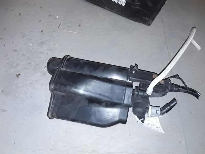 13-16 BMW 320i 328i EVAPORATOR CANISTER SULEV N26 33K 12623