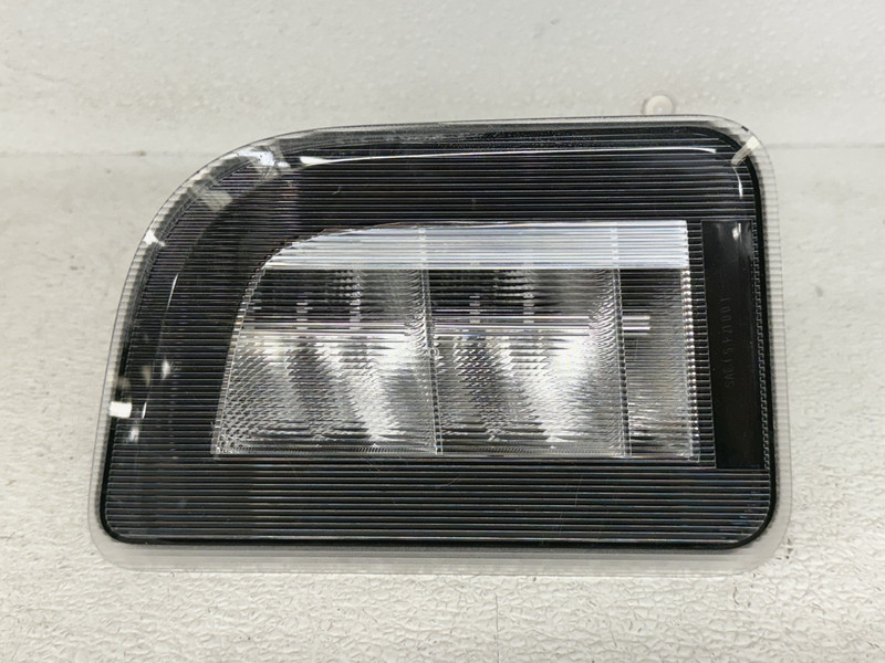 ⭐2022-2025 BMW IX RIGHT PASSENGER SIDE INNER TAILLIGHT TAILLAMP OEM