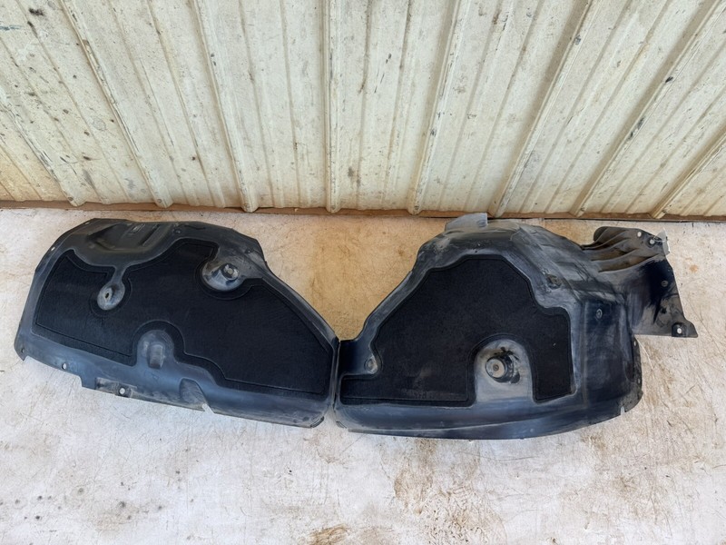 🌟2017-2023 TESLA M3 FRONT LEFT FENDER LINER SPLASH SHIELD 14094
