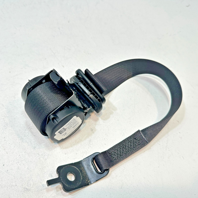 2019-2022 JEEP GRAND CHEROKEE WK REAR DRIVER SIDE SEAT BELT RETRACTOR OEM BLACK