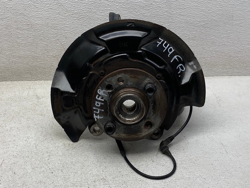 2007-2015 MINI COOPER S FRONT RIGHT PASSENGER SIDE SPINDLE KNUCKLE OEM LOT749