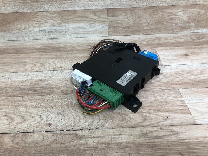 MINI COOPER OEM R50 R52 R53 FRONT LIGHT FOOTWELL BODY CONTROL MODULE 02-06 3