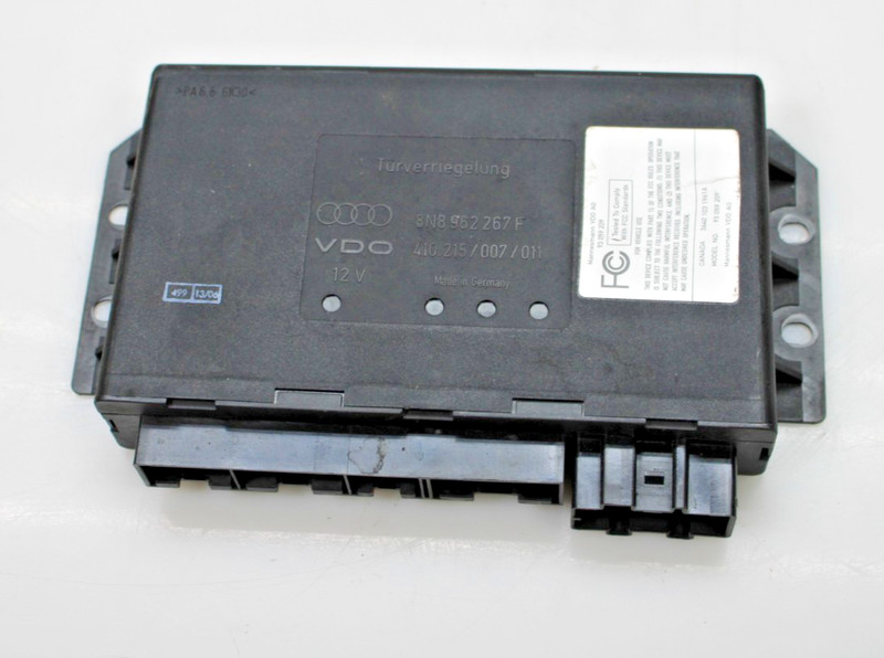 2004-2006 Audi MK1 TT Coupe CCM Comfort Control Unit Module 8N8 962 267 F OEM