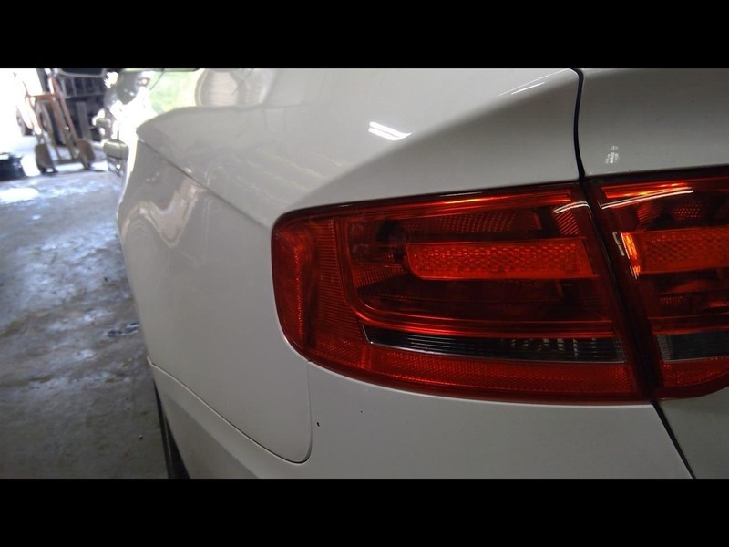 Driver Tail Light Sedan Incandescent Bulb Opt 8SA Fits 09-12 AUDI A4 1618767