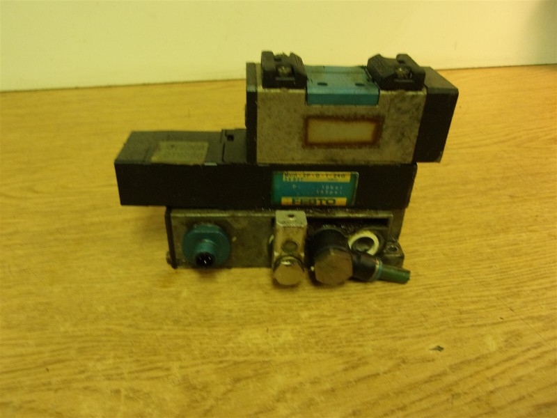 Festo MUH-ZP-D-1-24G Solenoid Block Valve Assembly *FREE SHIPPING*