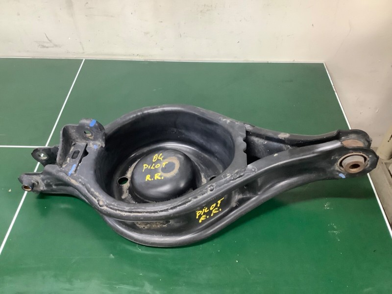 03-08 Pilot Passenger Side Right Rear Lower Control Arm Bar OEM