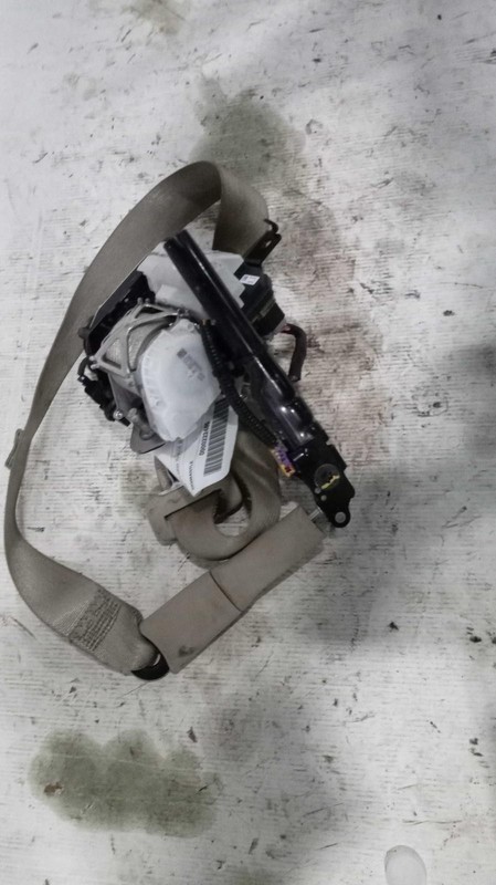 Used Front Left Seat Belt Front fits: 2017 Cadillac Ct6 bucket driver retractor