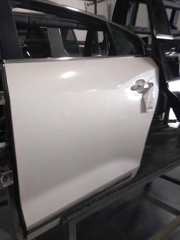 2013 Buick LaCrosse Rear Left Door White OEM 44229 - 129K Miles