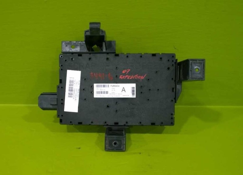 07 EXPEDITION INTERIOR FUSE RELAY BOX OEM 3491-6