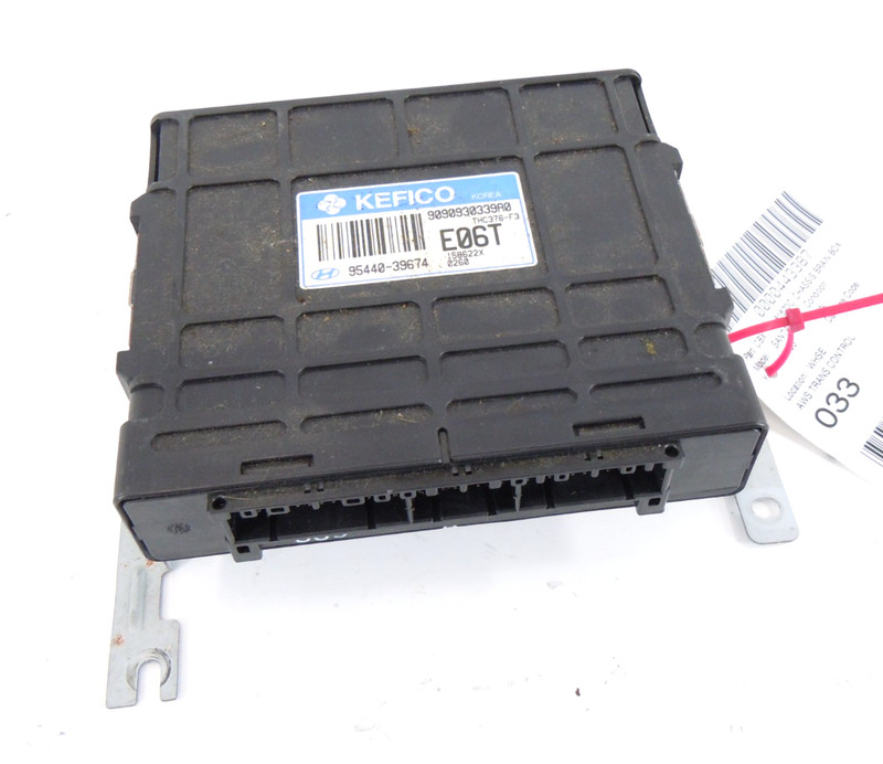 05 06 Hyundai Santa Fe AWD Transmission Control Module W/O Traction Control OEM