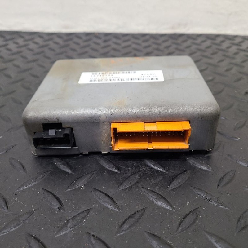 00-02 GMC Yukon 4WD Transfer Case Control Module OEM 15749703