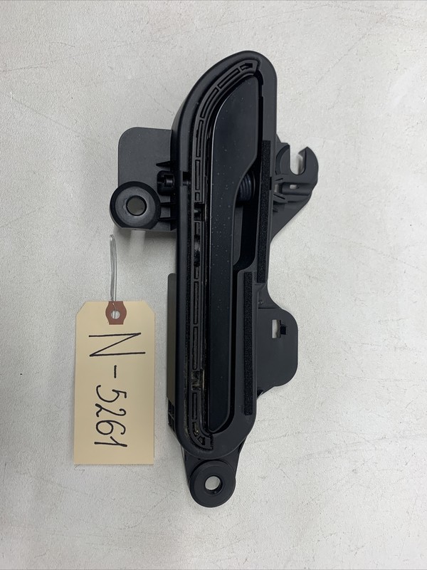 20-25 TESLA MODEL Y REAR RIGHT PASSENGER SIDE EXTERIOR DOOR HANDLE 5261
