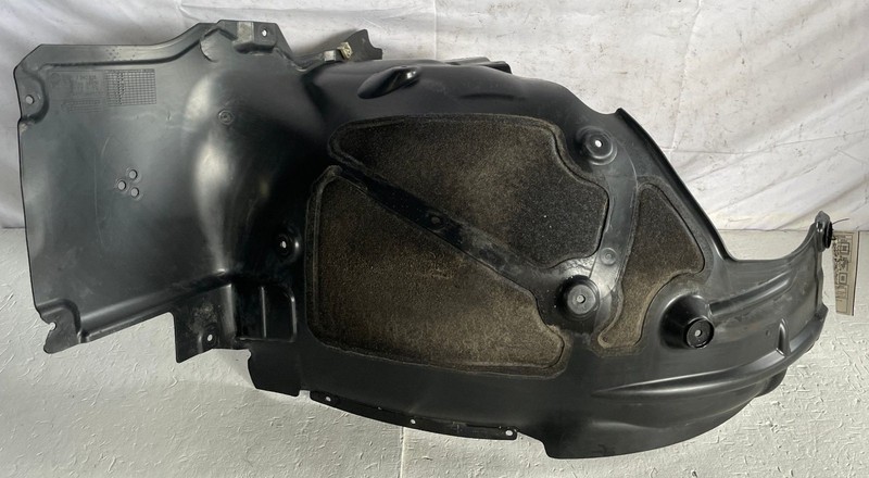 2019-2025 BMW 330i xDrive G20 FRONT RIGHT FENDER REARWARD SPLASH GUARD # 110311