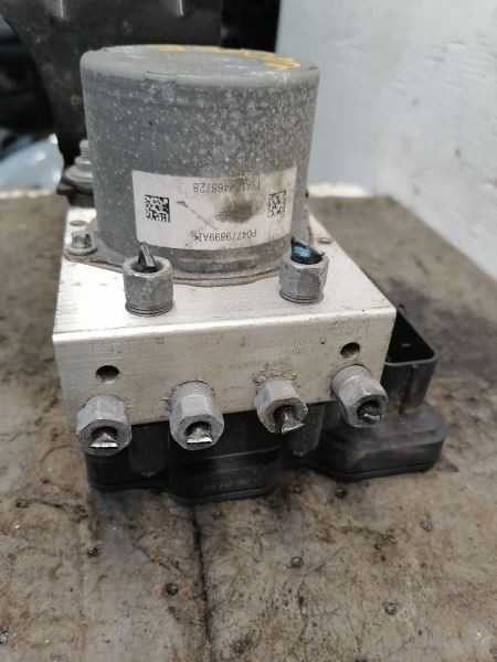 ABS Pump With Module Fits 14 CHEROKEE 889299