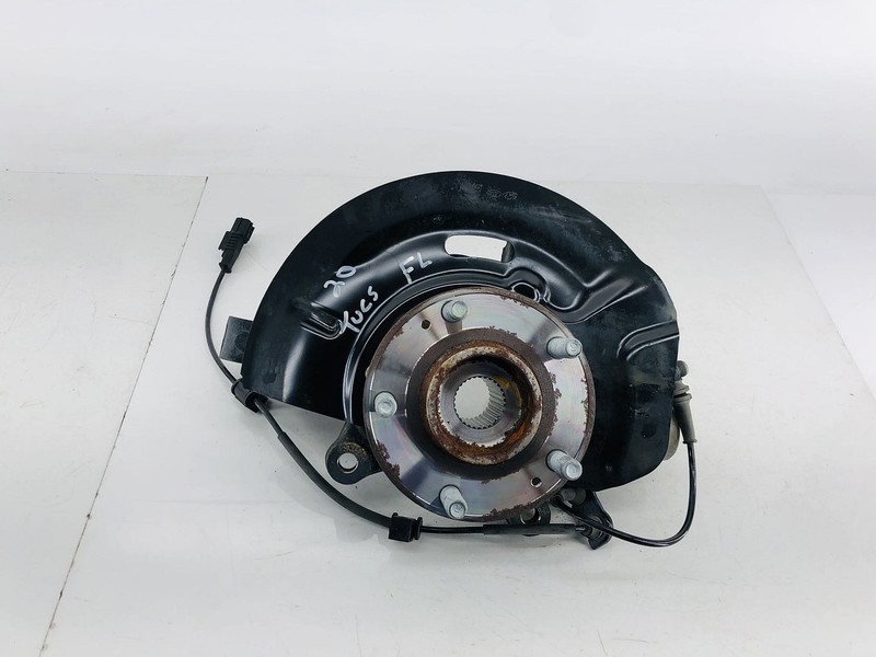16-21 HYUNDAI TUCSON AWD FRONT LEFT DRIVER SIDE SPINDLE KNUCKLE WHEEL HUB OEM
