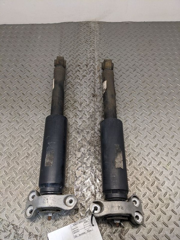 2013-2018 Cadillac ATS Sedan RWD Rear Left Right Suspension Shock Strut1181079