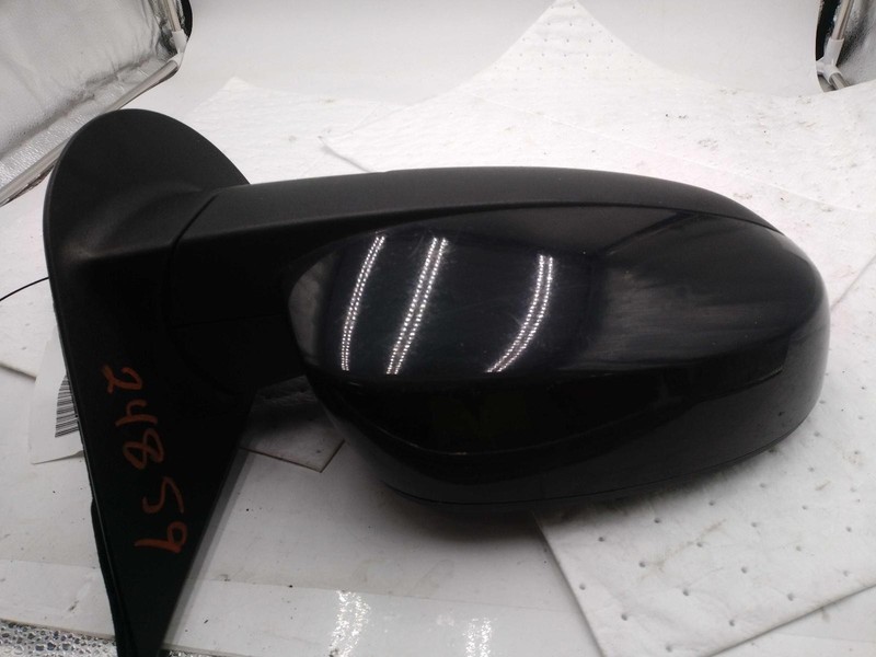 Used Right Door Mirror fits: 2014 Chevrolet Suburban 1500 Power w/o integral tur