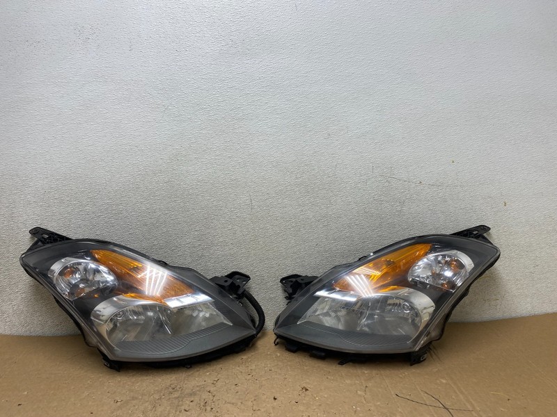 Sedan 2007 2008 2009 Nissan Altima Left+Right Set Headlights V0568 DW