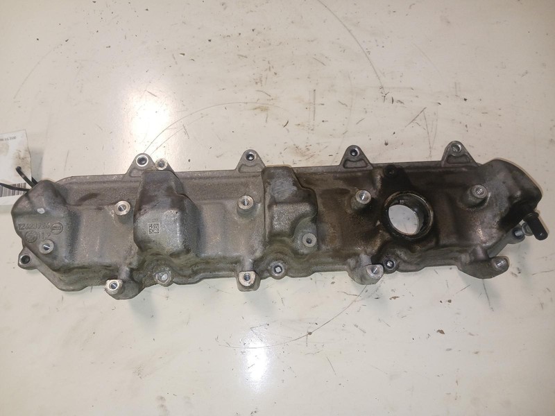 2021 CHEVROLET EXPRESS 3500 VAN driver side Valve Cover 6.6L OEM 21