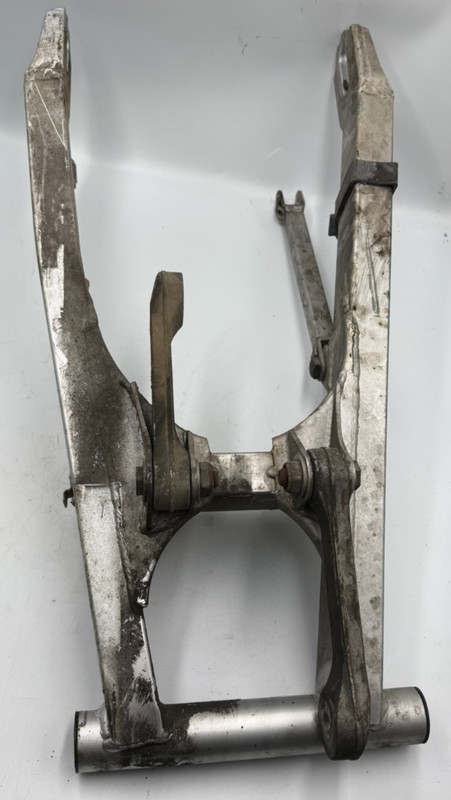 2004 Kawasaki Ninja EX250 EX 250 F EX250F Rear Swingarm Swing Arm Swivel Pivot