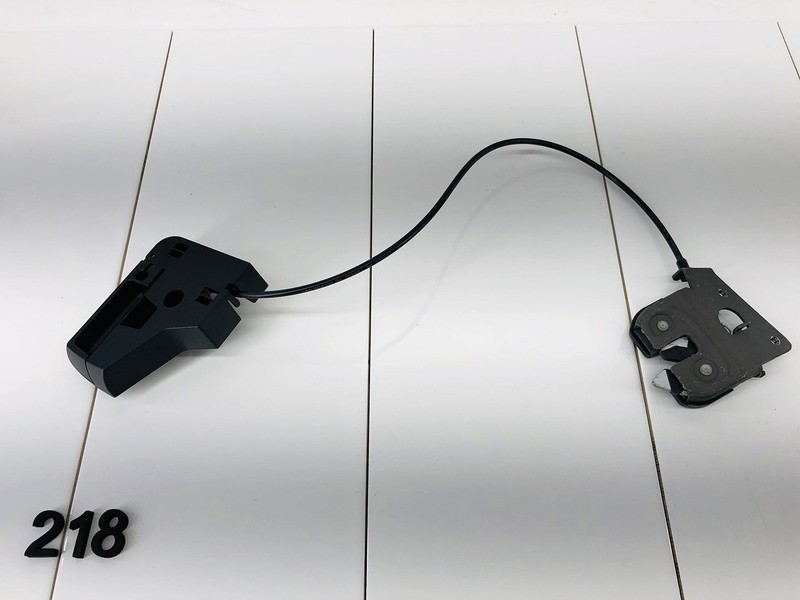 13-18 BMW 320I F30 REAR LEFT SIDE SECOND ROW SEAT FOLDING LOCK HANDLE OEM