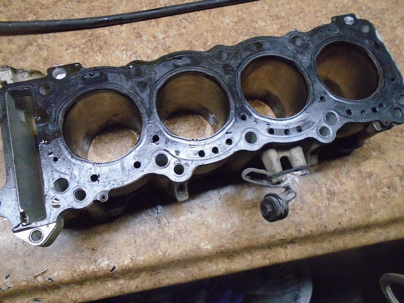 1998 Suzuki GSX-R600 GSXR6 GSXR600 600 Engine Cylinder Jugs Block Barrel 1999