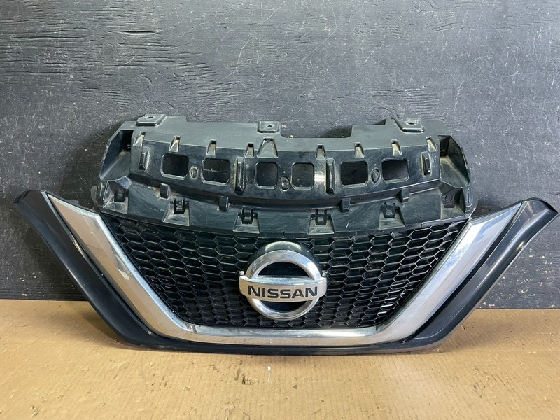 2014 - 2019 Nissan Versa Note Hatchback Front Upper Grill Grille Oemaa5871 DG