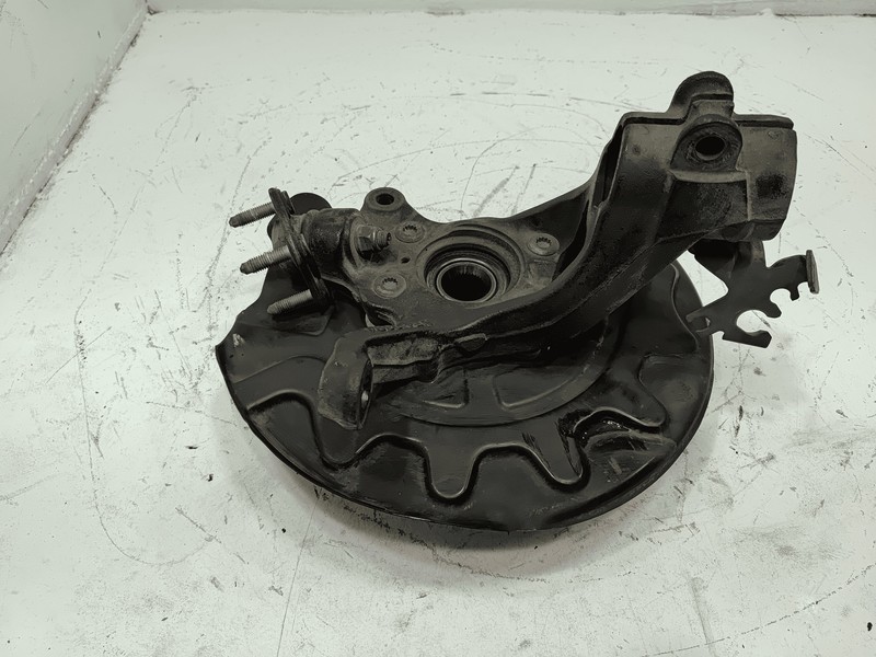 2018-2023 VOLKSWAGEN ATLAS FRONT RIGHT PASSENGER SIDE SPINDLE KNUCKLE HUB OEM