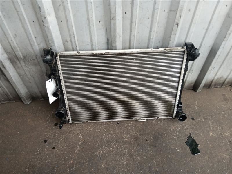 2012-14 Mercedes 204 C250 SLK250 Radiator Main 0995006203